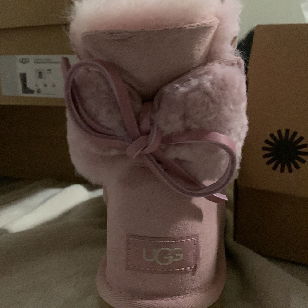 UGG Classic Double Bow Mini.